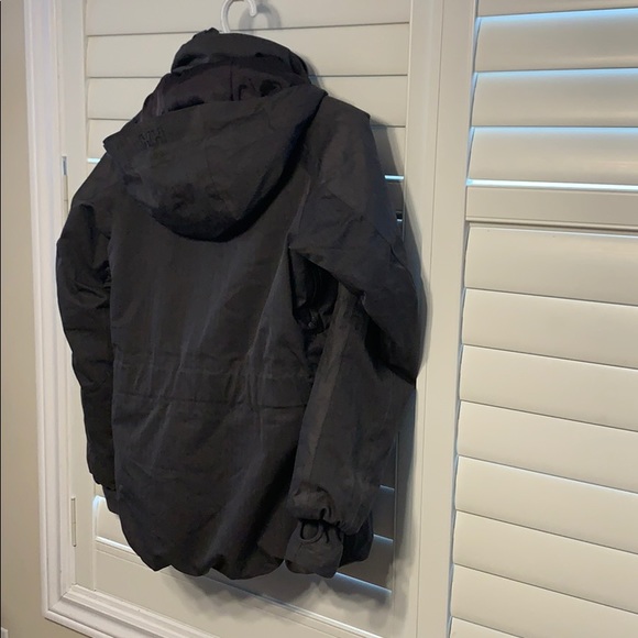 Winter jacket - Picture 5 of 5